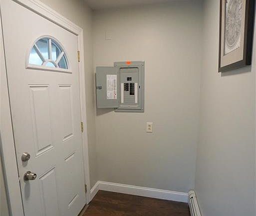 3rd image of 94 Bellevue Ave