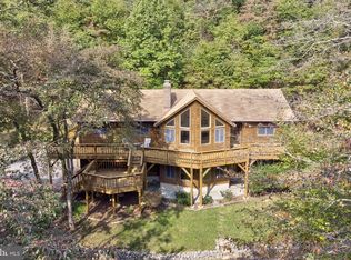 991 S Sleepy Creek Rd, Cross Junction, VA 22625