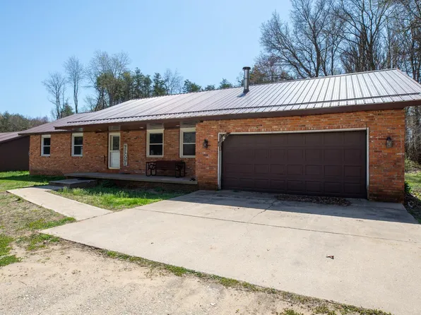10115 E 400 N, Grovertown, IN 46531