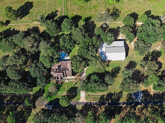 Aerial view with the house and the barn