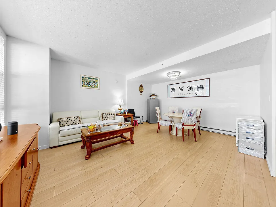 8268 Saba Rd