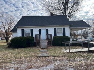 306 W 4th St, Perryville, KY 40468