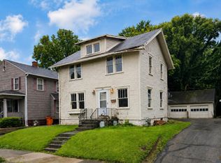 831 E Cecil St, Springfield, OH 45503