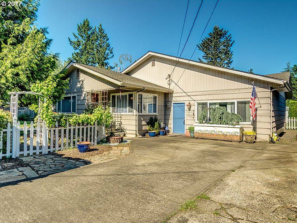 1st image of 3313 NE 86th Ave