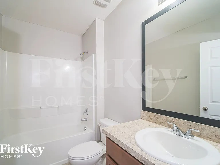 620 SE 1st Pl — Photo 16