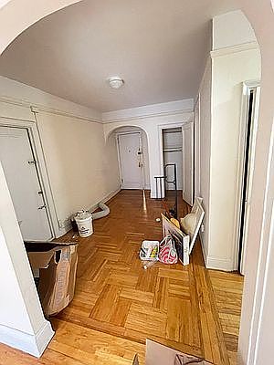 3rd image of 529 E 85th St #4AA