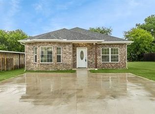 913 E Cherry St, Sherman, TX 75090