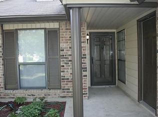 6816 Sunnybank Dr, Fort Worth, TX 76137