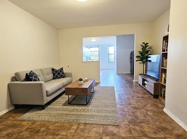 64-15 Myrtle Avenue image 2 of 6