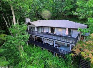 166 Crescent Dr, Lake Junaluska, NC 28745