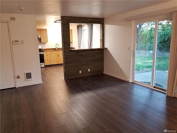 4th image of 10214 13th Avenue Ct E APT B