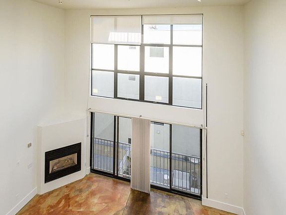 3rd image of 3338 17th St APT 208