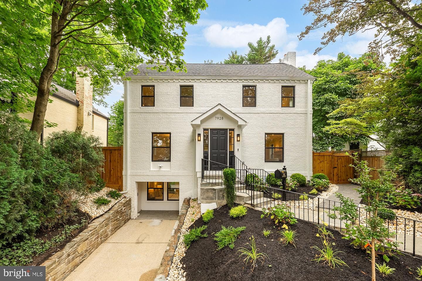 NYページ 7928 16th St NW, Washington, DC 20012 | MLS #DCDC2259276 | Zillow
