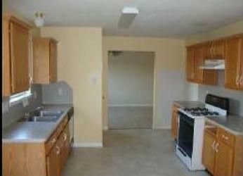 3rd image of 2102 Havencrest Dr
