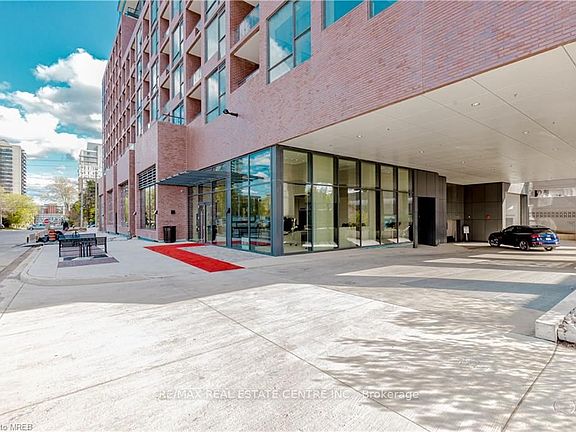 3rd image of 28 Ann St #310