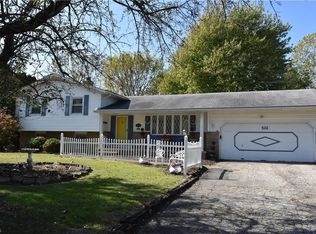 522 N Main St, Amherst, OH