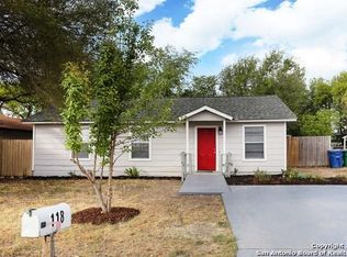 118 Moss Valley Dr, San Antonio, TX 78227
