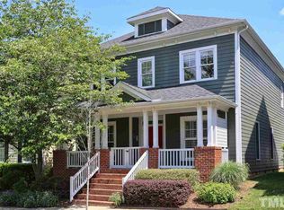 907 Edgewater Cir, Chapel Hill, NC 27516