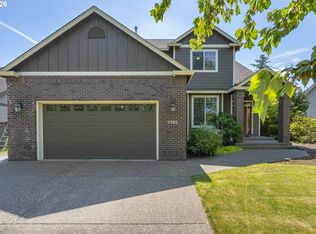 1902 NE Lucy Belle St, McMinnville, OR 97128