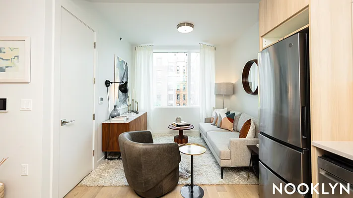 Rented by Nooklyn NYC LLC | media 31