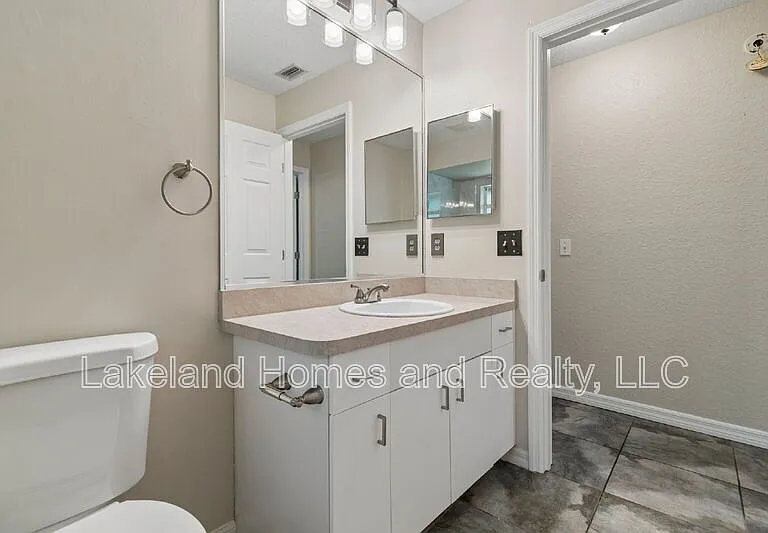 95 Woodside Dr — Photo 36
