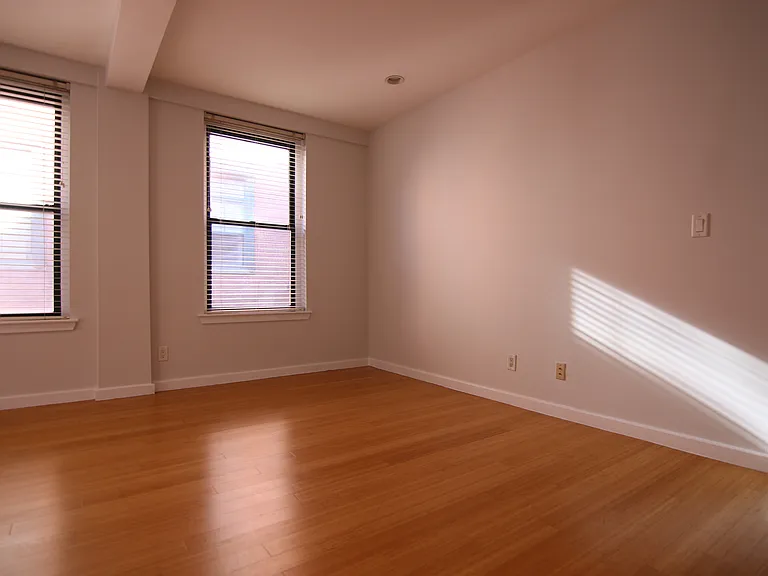 Deacon Court - 1661 Washington Street — Photo 84
