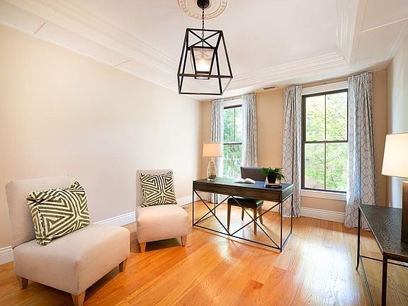 5th image of 164 W Newton St #2