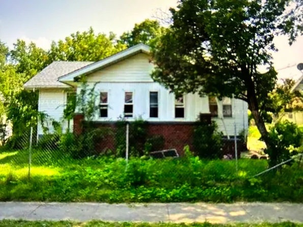 (undisclosed Address), Decatur, IL 62522