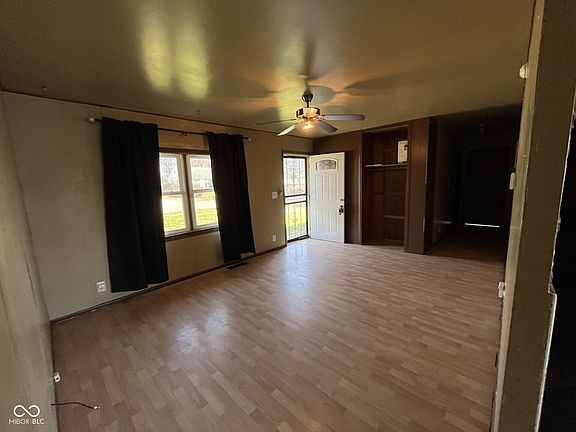 2nd image of 5919 W 41st Pl