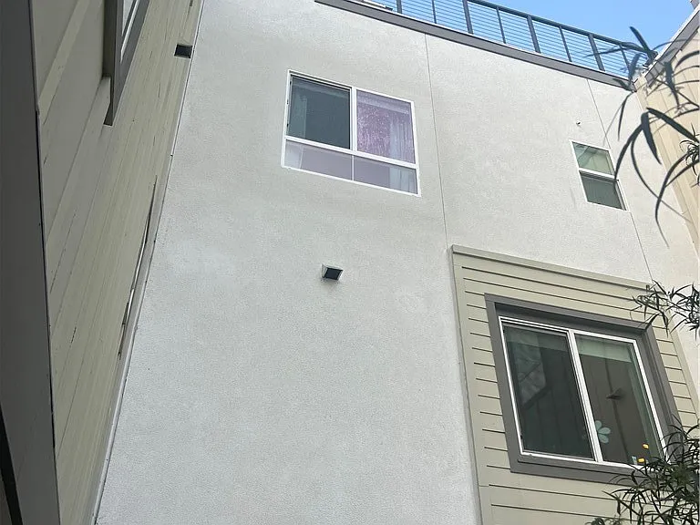 1811 S Mesa St — Photo 2