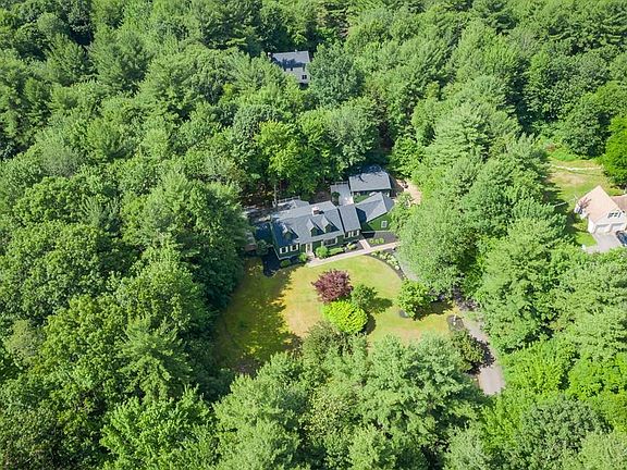 5th image of 56 Woodland Dr