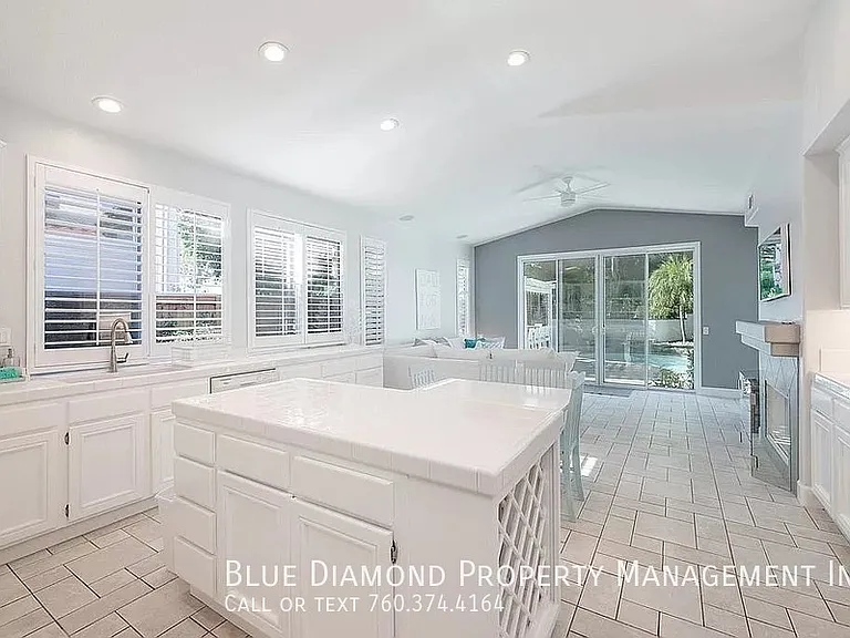 6645 Curlew Ter — Photo 3