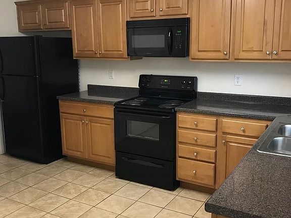 4th image of 901A Worth St