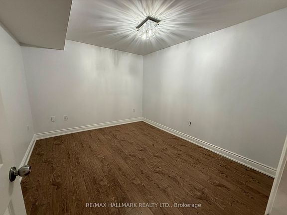 4th image of 209 Old Colony Rd S #Basement