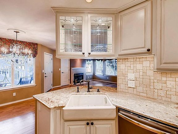 2nd image of 9210 Market Pl Unit P104
