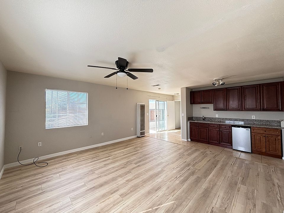 Huge Studio main room 16x15