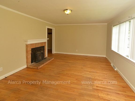 2nd image of 172 W Church St