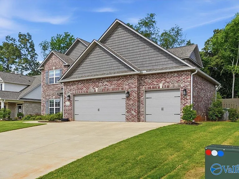 212 Somerdale Ln — Photo 3