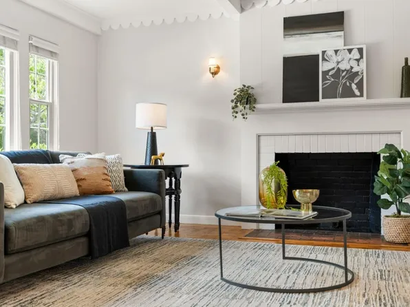 796 Willborough Rd, Burlingame, CA 94010