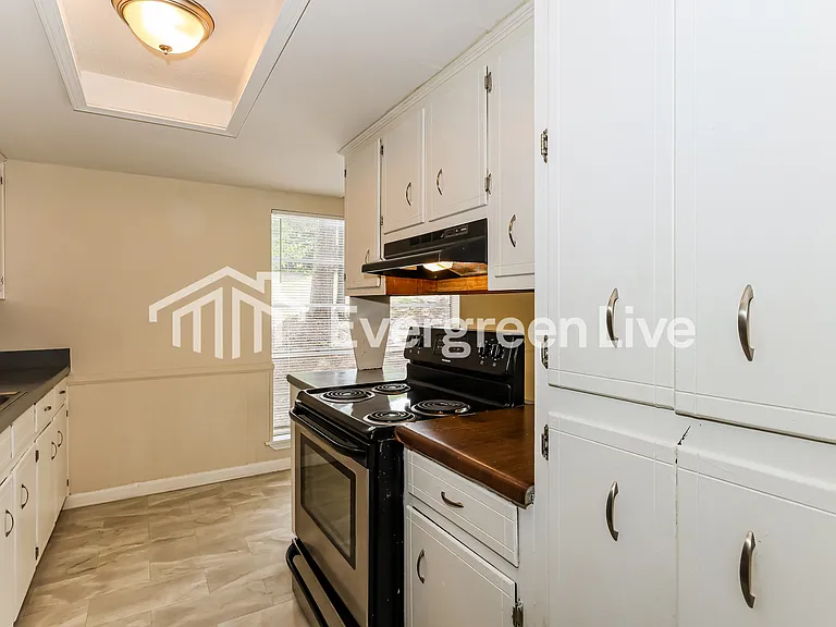3711 Woodlake Rd — Photo 7