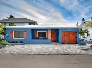 225 146th Ave E, Madeira Beach, FL 33708