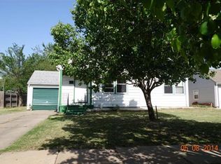 814 N Old Manor Rd, Wichita, KS 67208