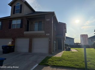 7817 Pleasure Walk Cir, Louisville, KY 40258