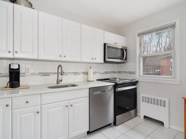 140 N Broadway APT C4, Irvington, NY 10533