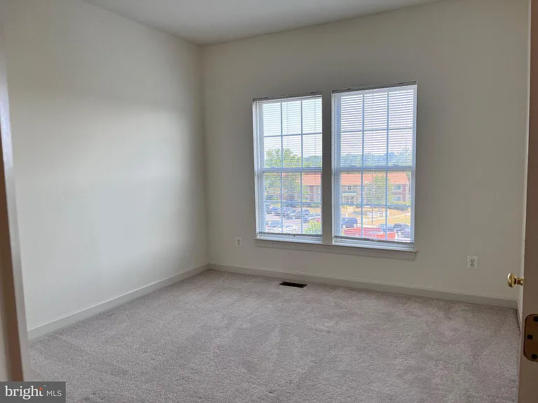 5605 Harrington Falls Ln #F — Photo 42