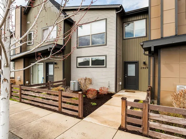 2869 NW Elm Ave, Redmond, OR 97756