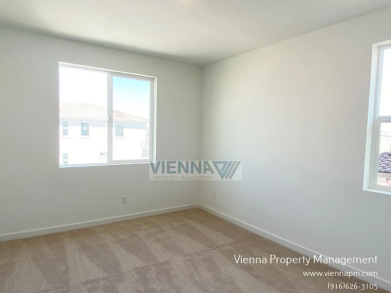 7361 Moon Dream Way — Photo 28