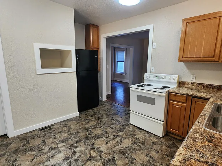 413 Ingleside Ter — Photo 7