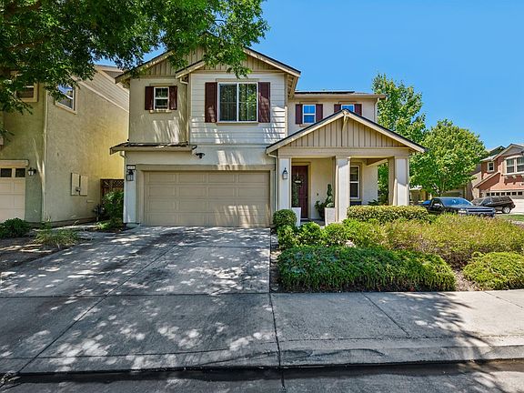2nd image of 4531 Woodbine Dr