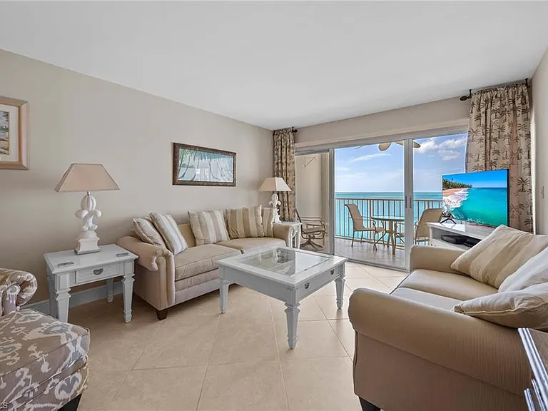 3443 Gulf Shore Blvd N #707 — Photo 5